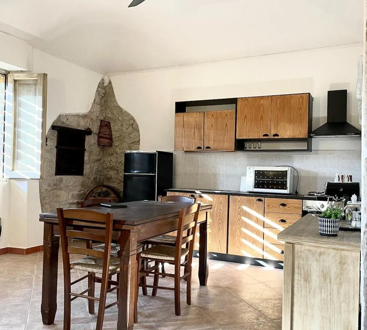 Dom wakacyjny Willa Casa Ravat Viddalba Villavecchia